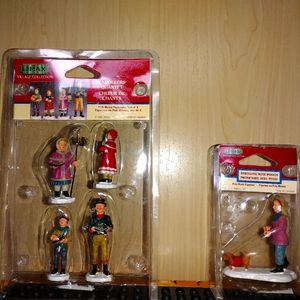 (Lemax Village Collection figurines, (Carollers Quarter), (Strolling with Pooch)